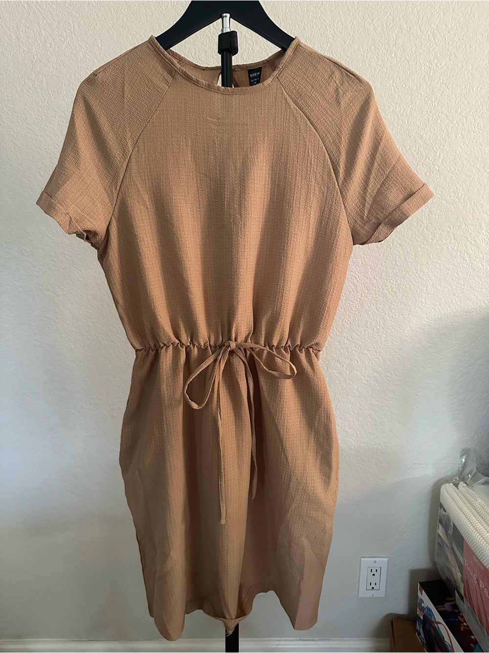 SHEIN Tan Short Sleeve Fall Midi Dress with Drawstring Waist Size Small